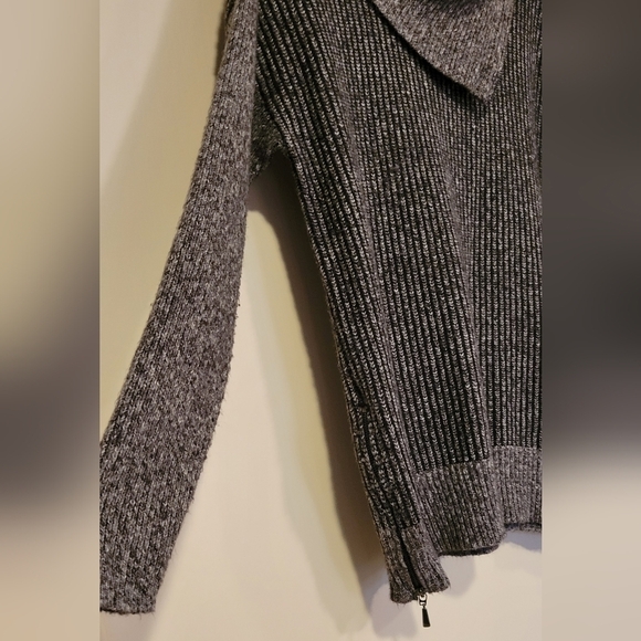 Leo & Nichole Oversized Zip Up Turtleneck Grey Black Ribbed Knit Sweater Sz L - Picture 4 of 9